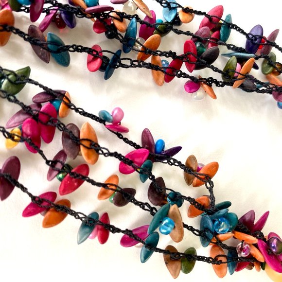Panama Artisan Handmade Multi Colour Nut Beaded Adjustable String Necklace - Picture 8 of 15
